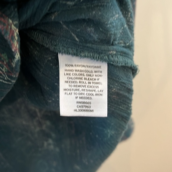 ⭐️ Gorgeous Nordstrom Hinge Top (XS) - Picture 3 of 4